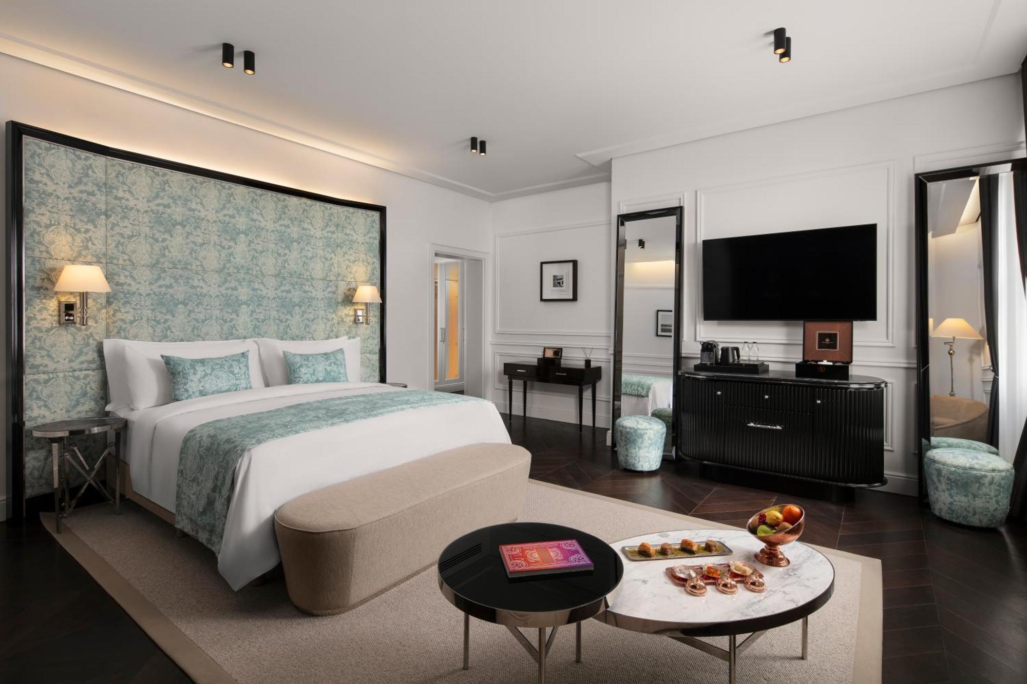 Sanasaryan Han, A Luxury Collection Hotel, 5*